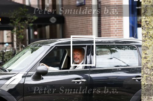 Amsterdam 5 jnui 2020
Bert Kuizenga in zijn mini cooper countryman