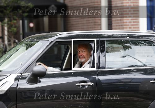 Amsterdam 5 jnui 2020
Bert Kuizenga in zijn mini cooper countryman
