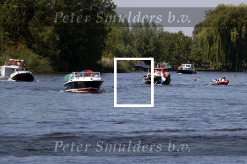 Nederhorst den Berg en Muiden 21 mei 2020
Heel veel boten varen op de vecht.