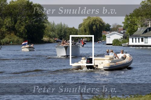 Nederhorst den Berg en Muiden 21 mei 2020
Heel veel boten varen op de vecht.