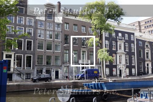 Amsterdam / Holyslott 6 juni 2020
Robert Oeij en Femke Halsema verhuizen hun spullen van de burgemeesterswoning naar hun huis in Holysloot.