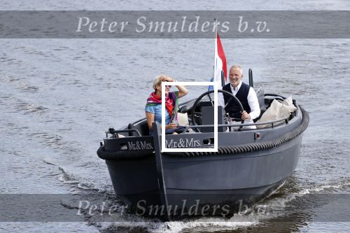 25 Mei 2020 Caroline Tensen met haar man in de sloep