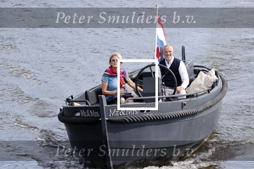 25 Mei 2020 Caroline Tensen met haar man in de sloep