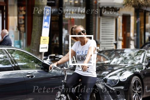 Amsterdam 26 mei 2020
Danielle Engels op de fiets