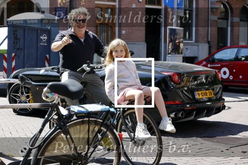 Amsterdam 29 mei 2020
Dirk Zeelenberg op de fiets met zijn dochter