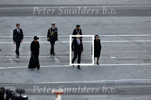 Amsterdam 4 mei 2020
Dodenherdenking op de dam zonder publiek vanwege Corona . Koning Willem Alexander Koningin Maxima Femke Halsema Gerdi Verbeet en Mark Rutte zijn aanwezig . Er ston veel politie aan de zijkanten en op de daken .