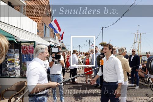 Volendam 1 juni 2020
Forum van Democratie met Thierry Baudet Theo Hiddema en Wybren van Haga zijn in Volendam tijdens de opening van de terassen. Dries Roelvink voor RTL Boulevard