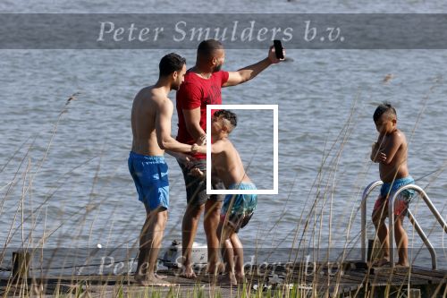 Durgerdam 9 mei 2020
Everon Jackson Hooi en Jozua Augusto zijn  weer bij elkaar. Ze gingen zwemmen met 2 neefjes.