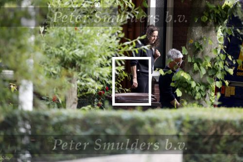 Amsterdam / Holyslott 6 juni 2020
Robert Oeij en Femke Halsema verhuizen hun spullen van de burgemeesterswoning naar hun huis in Holysloot.