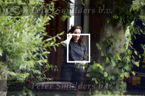 Amsterdam / Holyslott 6 juni 2020
Robert Oeij en Femke Halsema verhuizen hun spullen van de burgemeesterswoning naar hun huis in Holysloot.