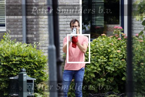 Amsterdam / Holyslott 6 juni 2020
Robert Oeij en Femke Halsema verhuizen hun spullen van de burgemeesterswoning naar hun huis in Holysloot. Buurman Femke Halsema