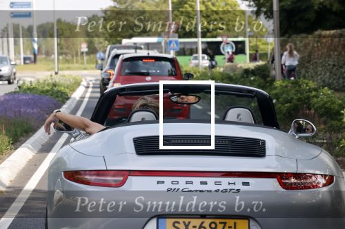 Noordwijk / Wassenaar 12 juni 2020
Frank Dane met zijn vriendin in porsche 911 cabrio.