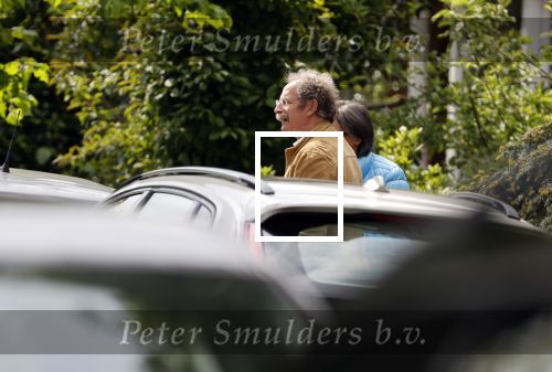 Amstelveen 3 mei 2020
Oud rechter ( van oa Volkert v d Graaf) Frans Bauduin gaat met zijn vrouw wandelen .