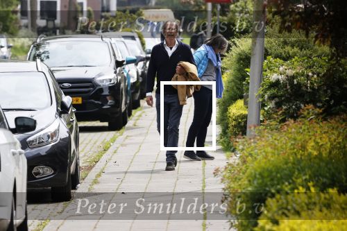 Amstelveen 3 mei 2020
Oud rechter ( van oa Volkert v d Graaf) Frans Bauduin gaat met zijn vrouw wandelen .