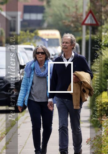 Amstelveen 3 mei 2020
Oud rechter ( van oa Volkert v d Graaf) Frans Bauduin gaat met zijn vrouw wandelen .
