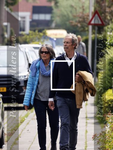 Amstelveen 3 mei 2020
Oud rechter ( van oa Volkert v d Graaf) Frans Bauduin gaat met zijn vrouw wandelen .