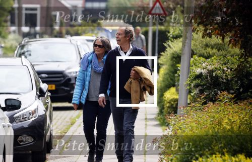 Amstelveen 3 mei 2020
Oud rechter ( van oa Volkert v d Graaf) Frans Bauduin gaat met zijn vrouw wandelen .