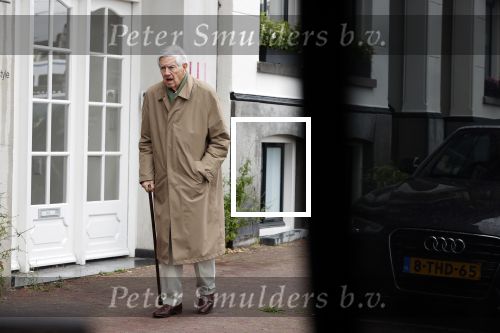 Amsterdam 5 juni 2020
Frits Bolkestein loopt naar zijn huis aan de Amstel