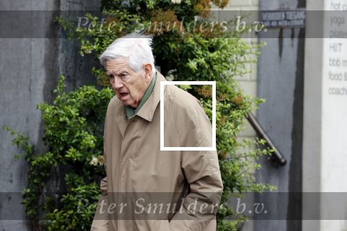 Amsterdam 5 juni 2020
Frits Bolkestein loopt naar zijn huis aan de Amstel