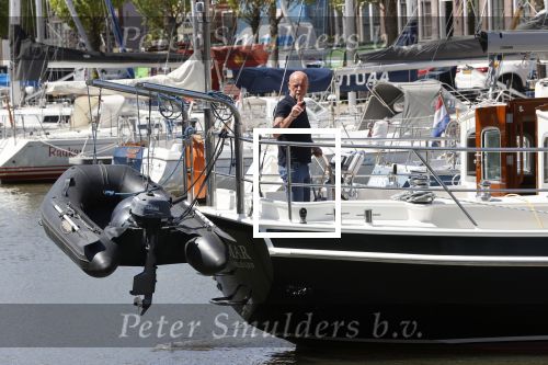 Harlingen 28 mei 2020
Frits Wester en een vriend (Jaap) varen de haven van Harlingen uit met de zeilboot van Frits