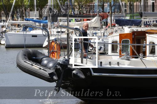 Harlingen 28 mei 2020
Frits Wester en een vriend (Jaap) varen de haven van Harlingen uit met de zeilboot van Frits