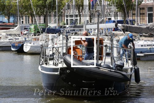 Harlingen 28 mei 2020
Frits Wester en een vriend (Jaap) varen de haven van Harlingen uit met de zeilboot van Frits