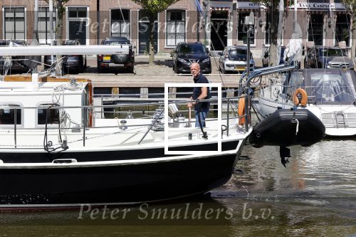 Harlingen 28 mei 2020
Frits Wester en een vriend (Jaap) varen de haven van Harlingen uit met de zeilboot van Frits
