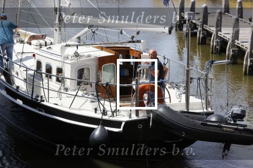 Harlingen 28 mei 2020
Frits Wester en een vriend (Jaap) varen de haven van Harlingen uit met de zeilboot van Frits