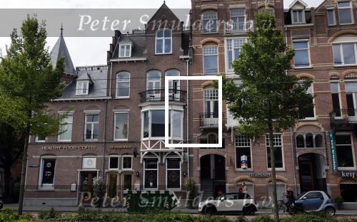 Amsterdam 16 mei 2020
Panden the Burger Room en Blushing van Gordon zijn nog gesloten vanwege Corona