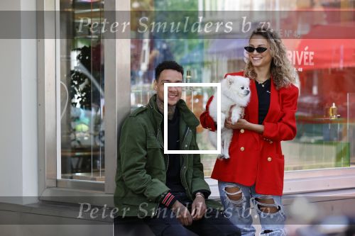 Amsterdam 27 mei 2020
Gregory v d Wiel en zijn vriendin Rose Bertram zijn weer terug naar Nederrland verhuisd.