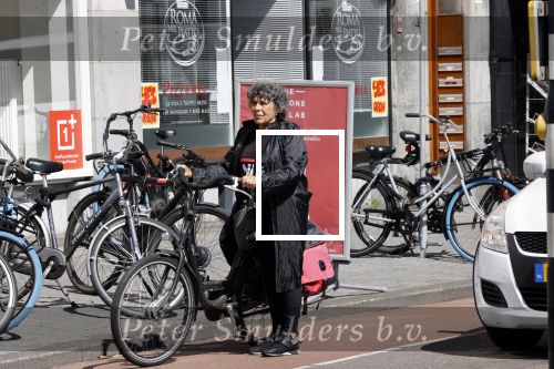 Amsterdam 8 juni 2020
hanneke Groenteman op de fiets in Amsterdam zuid
