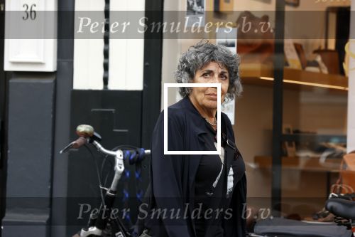Amsterdam 22 mei 2020
Hanneke Groenteman op straat in Amsterdam zuid
