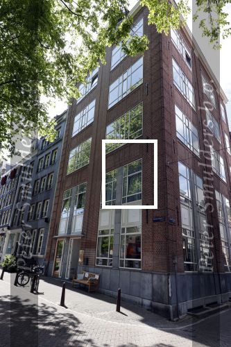 Amsterdam 20 mei 2020
In dot complex heeft Isa Hoes een appartement / huis