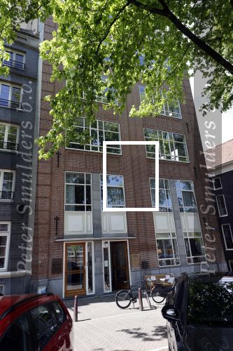 Amsterdam 20 mei 2020
In dot complex heeft Isa Hoes een appartement / huis