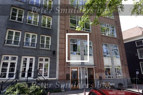 Amsterdam 20 mei 2020
In dot complex heeft Isa Hoes een appartement / huis