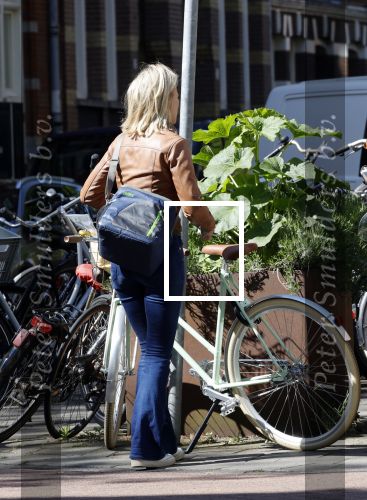 Amsterdam 6 mei 2020
Jennifer Hofman werkt parttime in het restaurant van haar vriend