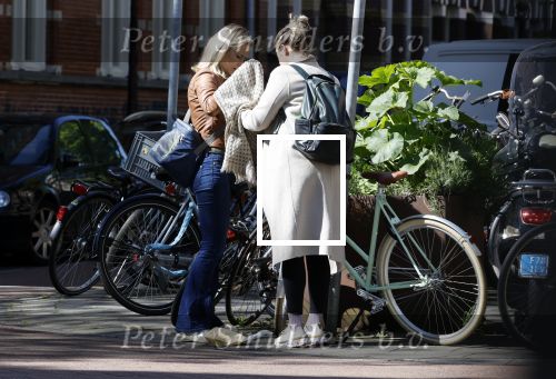 Amsterdam 6 mei 2020
Jennifer Hofman werkt parttime in het restaurant van haar vriend