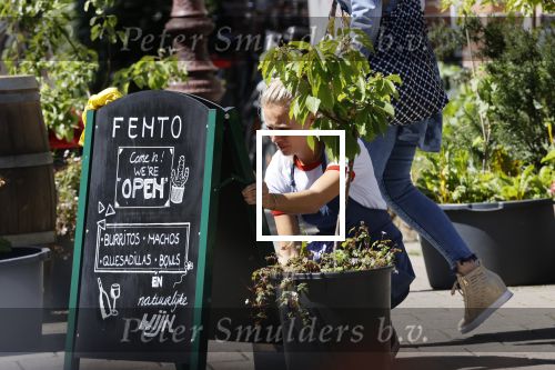 Amsterdam 6 mei 2020
Jennifer Hofman werkt parttime in het restaurant van haar vriend
