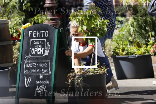 Amsterdam 6 mei 2020
Jennifer Hofman werkt parttime in het restaurant van haar vriend