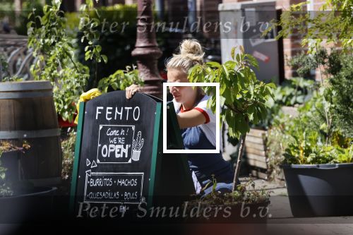 Amsterdam 6 mei 2020
Jennifer Hofman werkt parttime in het restaurant van haar vriend
