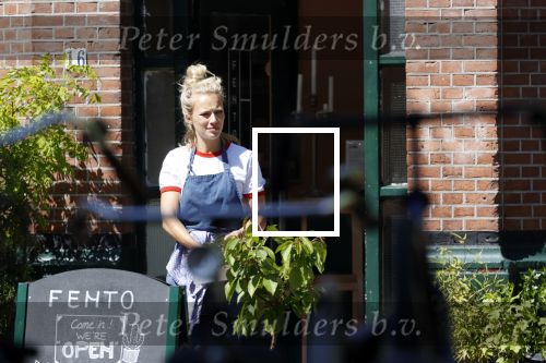 Amsterdam 6 mei 2020
Jennifer Hofman werkt parttime in het restaurant van haar vriend