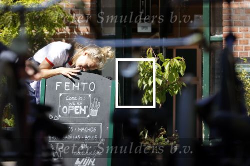 Amsterdam 6 mei 2020
Jennifer Hofman werkt parttime in het restaurant van haar vriend
