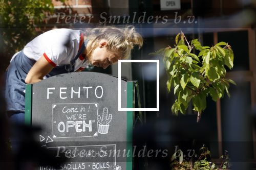 Amsterdam 6 mei 2020
Jennifer Hofman werkt parttime in het restaurant van haar vriend