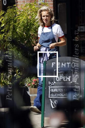 Amsterdam 6 mei 2020
Jennifer Hofman werkt parttime in het restaurant van haar vriend