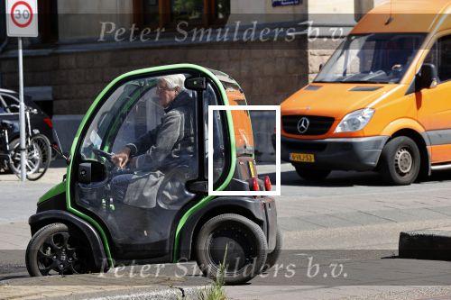 Amsterdam 15 mei 2020
Jeroen en Herman Krabbe in hun biro karretje