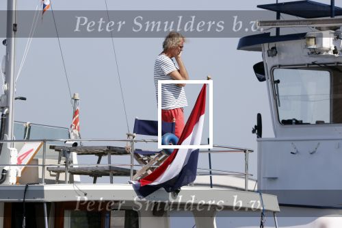 Loosdrecht 7 mei 2020
Jeroen Pauw op zijn boor met de naam buitenvrouw in de haven in Loosdrecht.