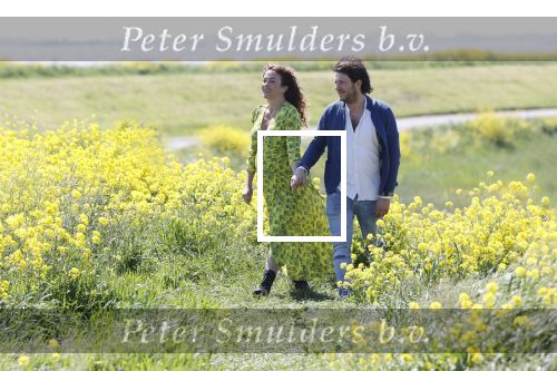 Uitdam 4 mei 2020
Katja Schuurman ( zwanger) en haar man op de dijk bij Uitdam.