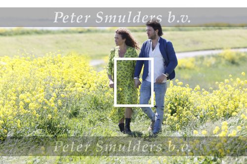 Uitdam 4 mei 2020
Katja Schuurman ( zwanger) en haar man op de dijk bij Uitdam.