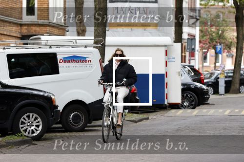 Amsterdam 15 mei 2020
Lieke v Lexmond op de fiets in Amsterdam