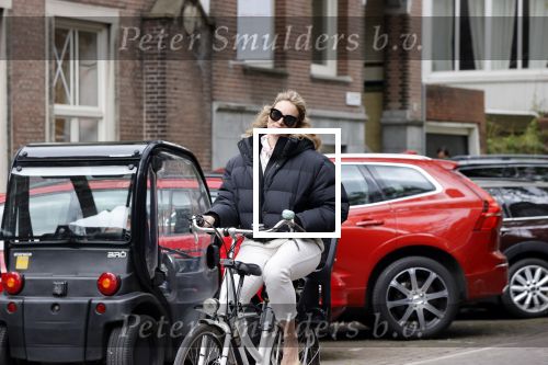 Amsterdam 15 mei 2020
Lieke v Lexmond op de fiets in Amsterdam
